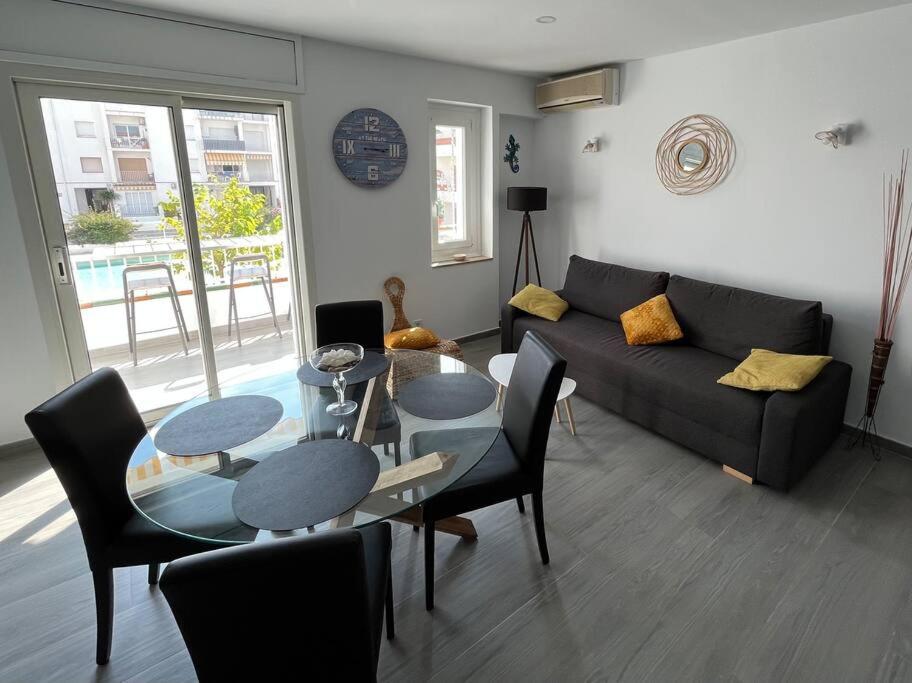 Le Canola Empuriabrava Port - 45M2 - Vue Piscine - Plage Centrale 500M- Parking Prive Gratuit Dış mekan fotoğraf