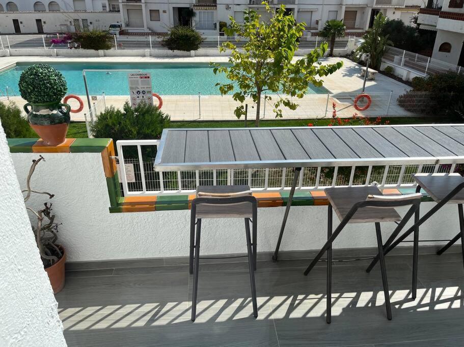 Le Canola Empuriabrava Port - 45M2 - Vue Piscine - Plage Centrale 500M- Parking Prive Gratuit Dış mekan fotoğraf